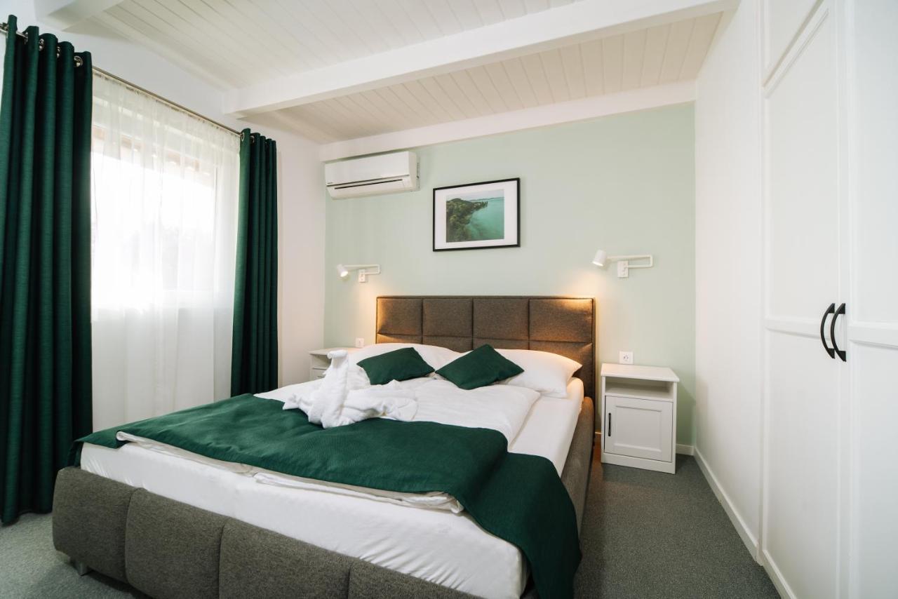 Topaz Apartmanhazak Balatongyörök Екстериор снимка