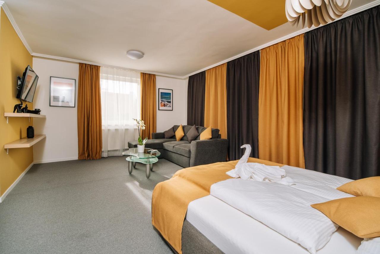 Topaz Apartmanhazak Balatongyörök Екстериор снимка