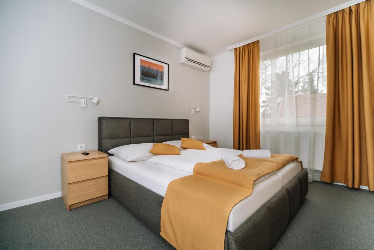 Topaz Apartmanhazak Balatongyörök Екстериор снимка