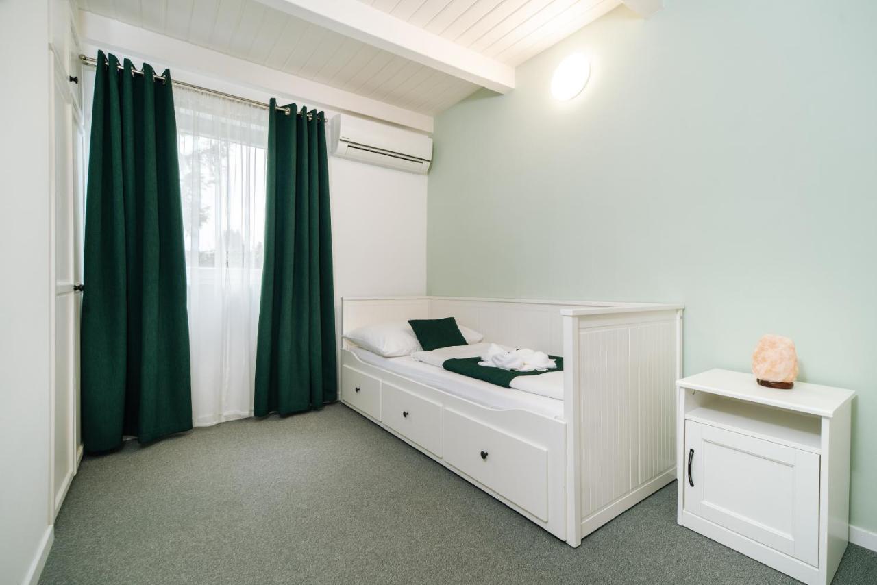 Topaz Apartmanhazak Balatongyörök Екстериор снимка