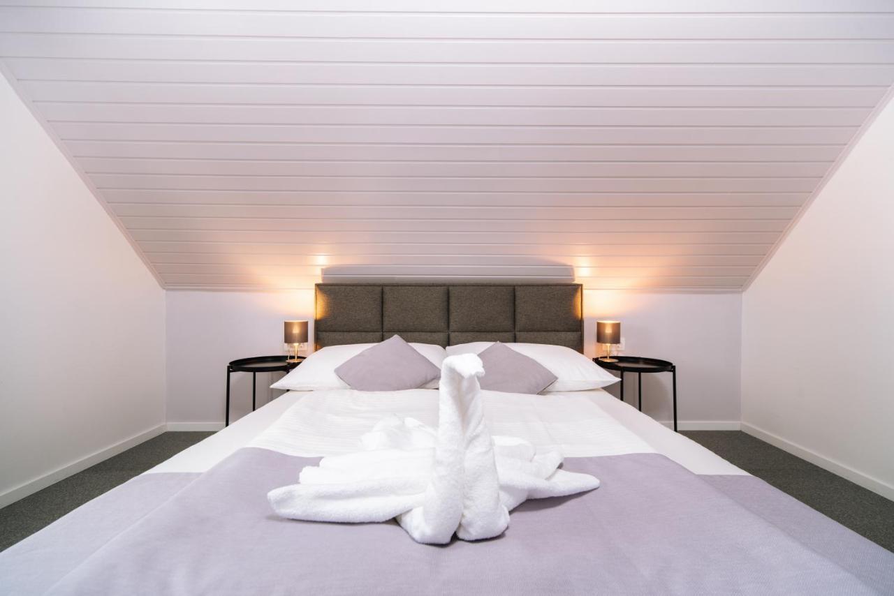 Topaz Apartmanhazak Balatongyörök Екстериор снимка