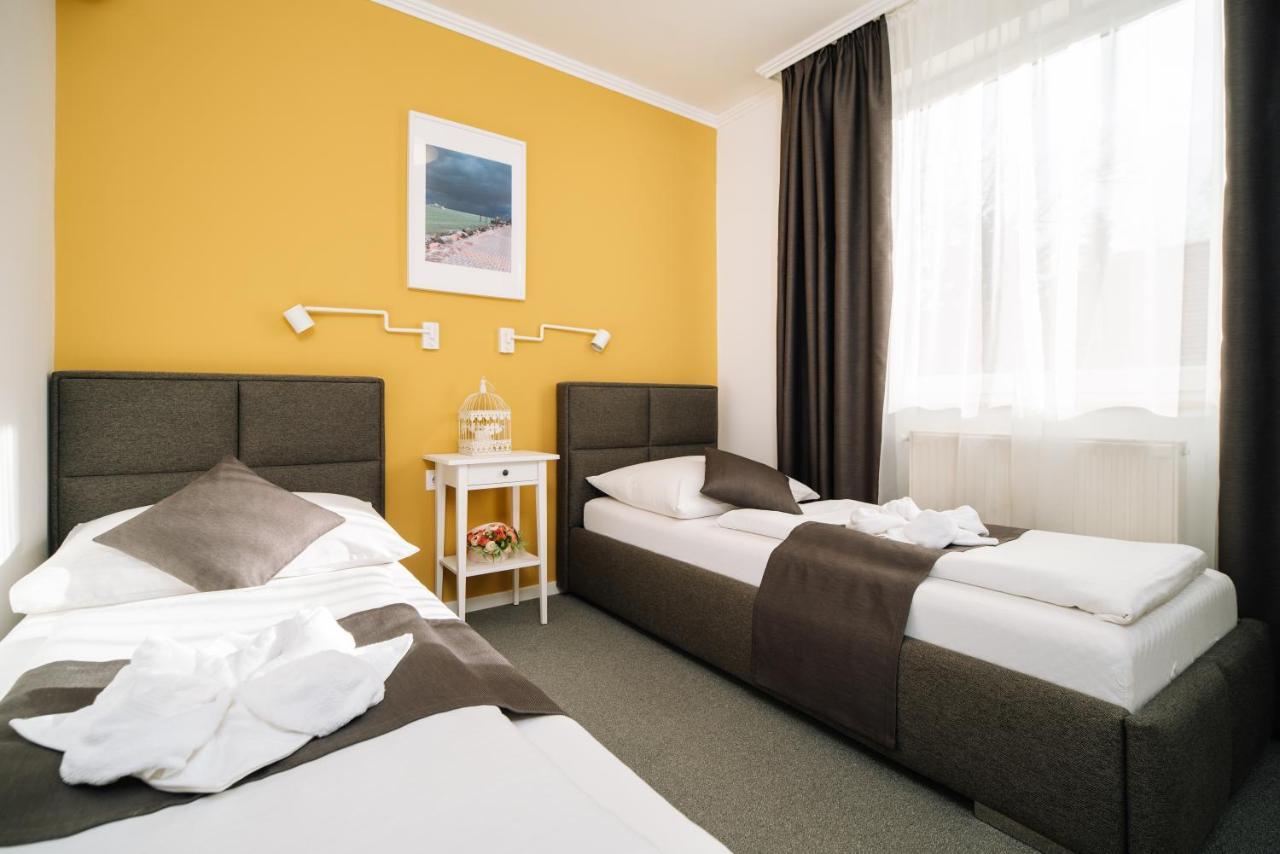 Topaz Apartmanhazak Balatongyörök Екстериор снимка