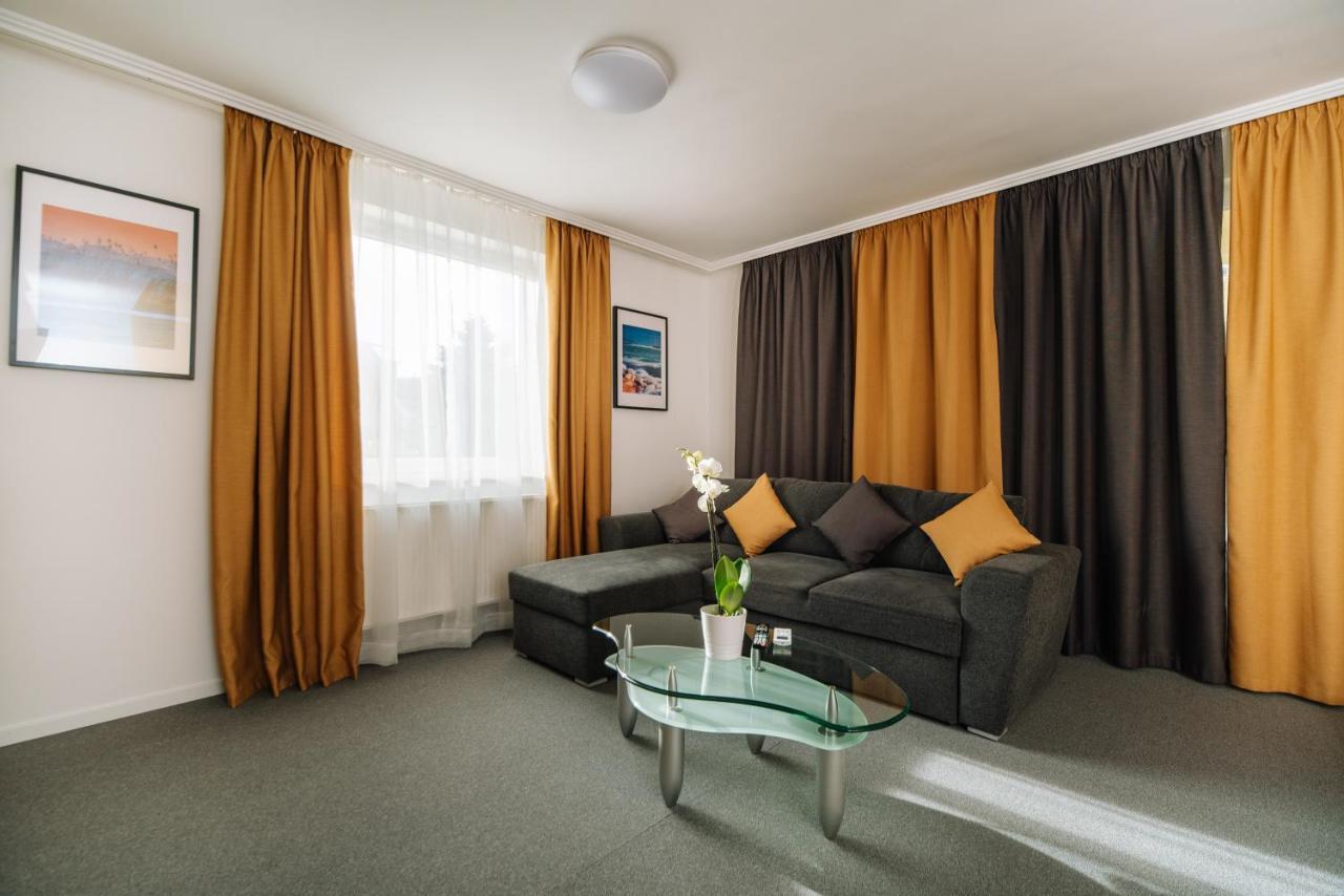 Topaz Apartmanhazak Balatongyörök Екстериор снимка