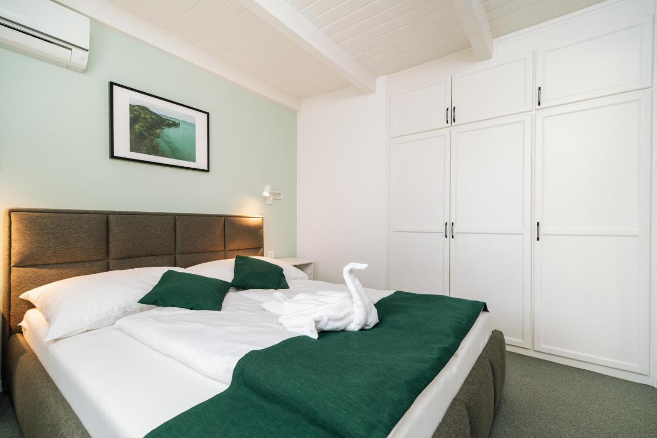 Topaz Apartmanhazak Balatongyörök Екстериор снимка